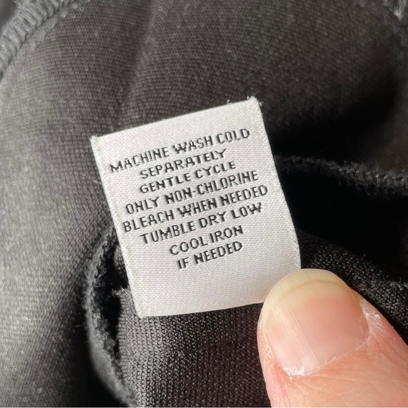 Evereve Marren Moto Jacket Faux Leather in Black Size Small Retail $158 - Picture 11 of 12